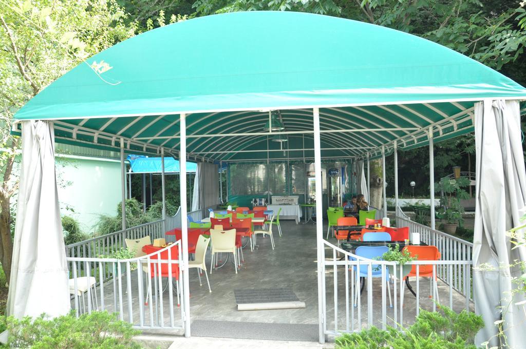 גוניו Hotel Captain מראה חיצוני תמונה