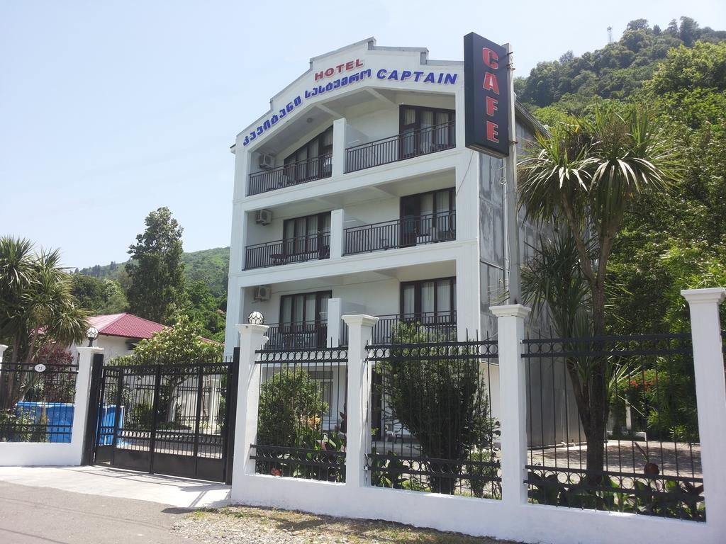 גוניו Hotel Captain מראה חיצוני תמונה