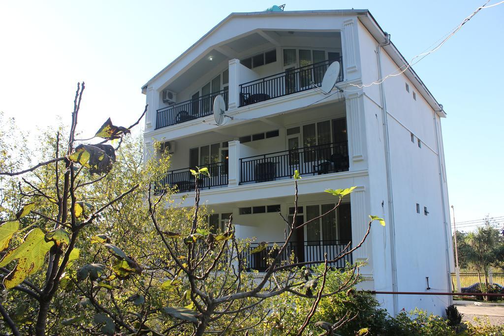גוניו Hotel Captain מראה חיצוני תמונה