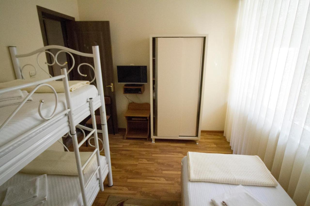 גוניו Hotel Captain מראה חיצוני תמונה