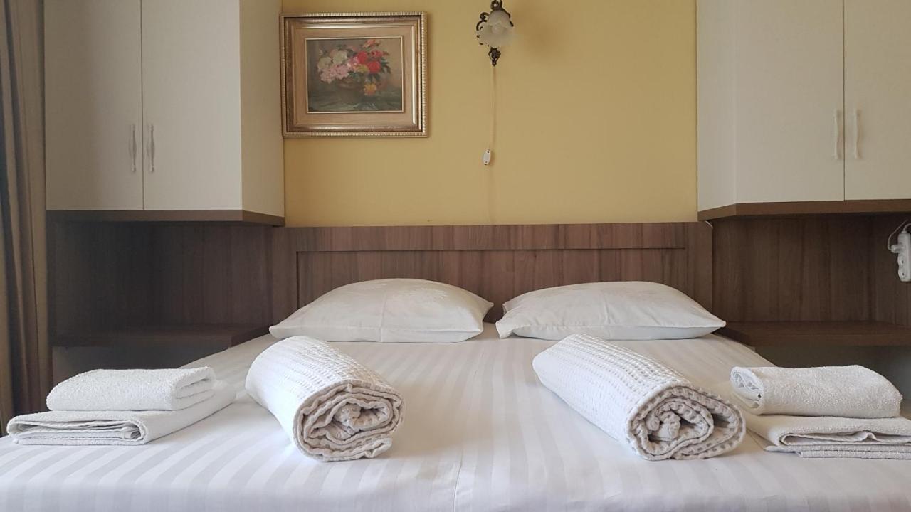גוניו Hotel Captain מראה חיצוני תמונה